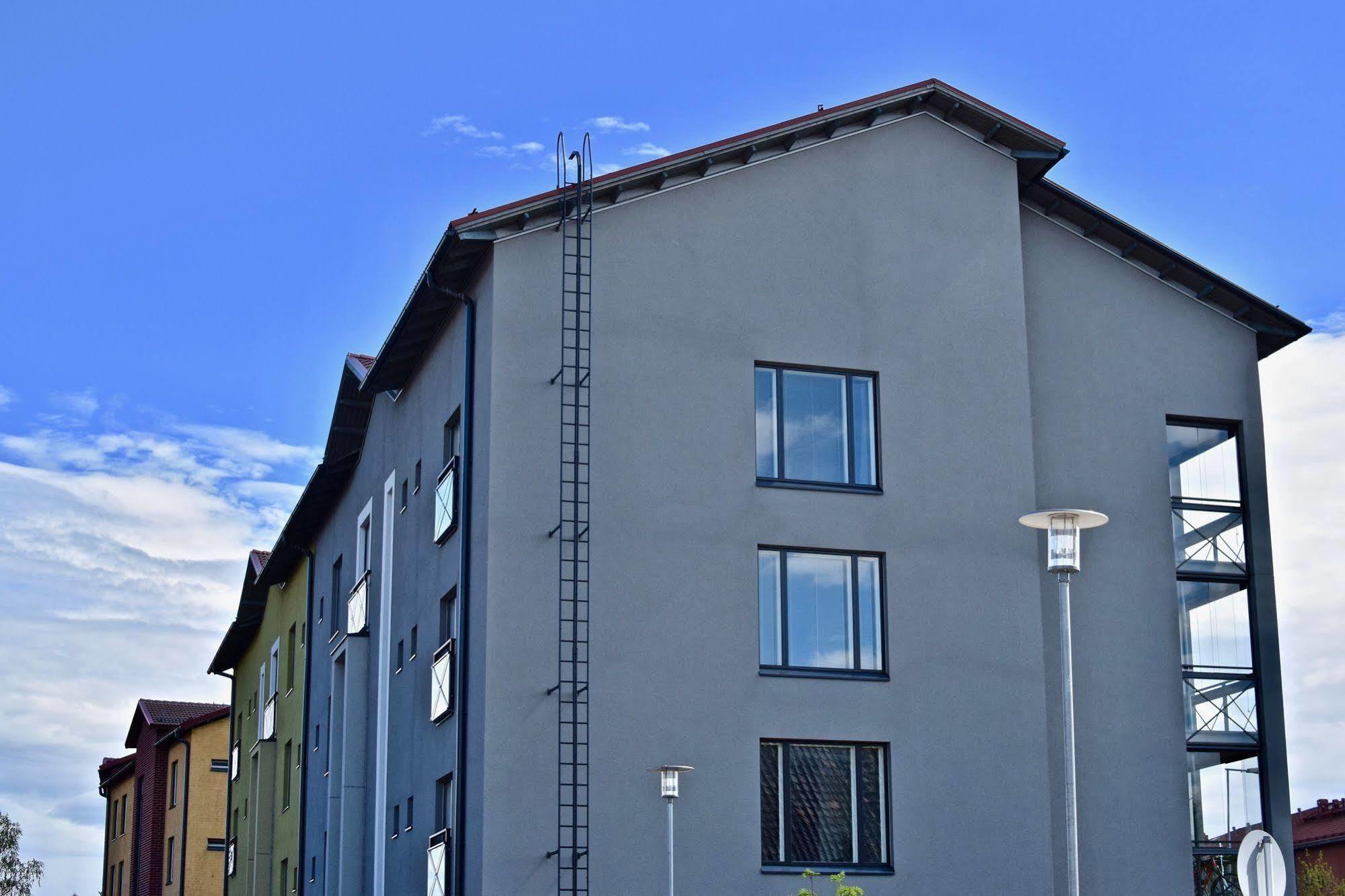 Avia Apartments Vantaa Buitenkant foto