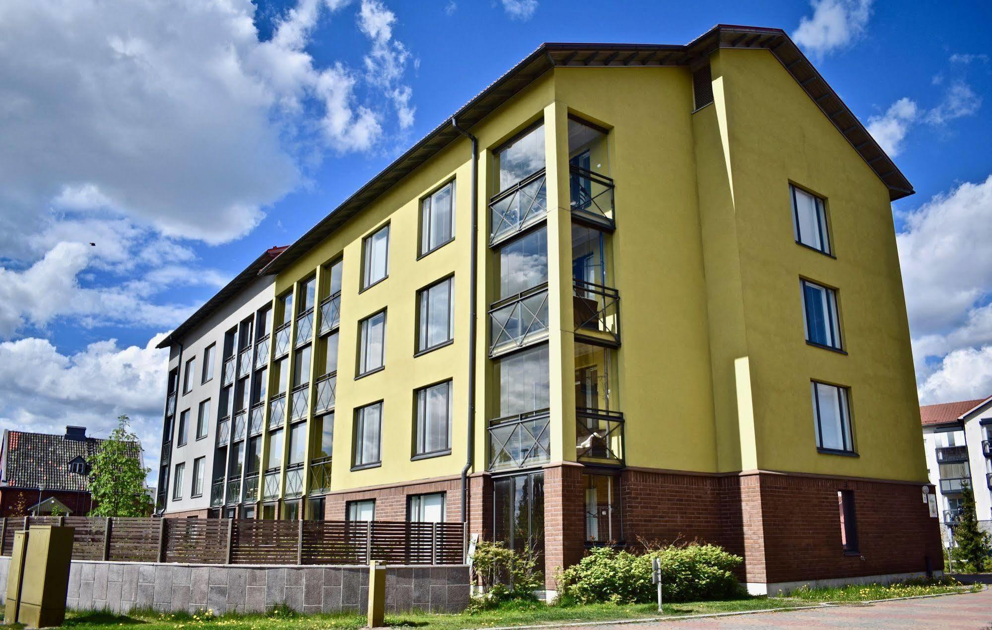 Avia Apartments Vantaa Buitenkant foto