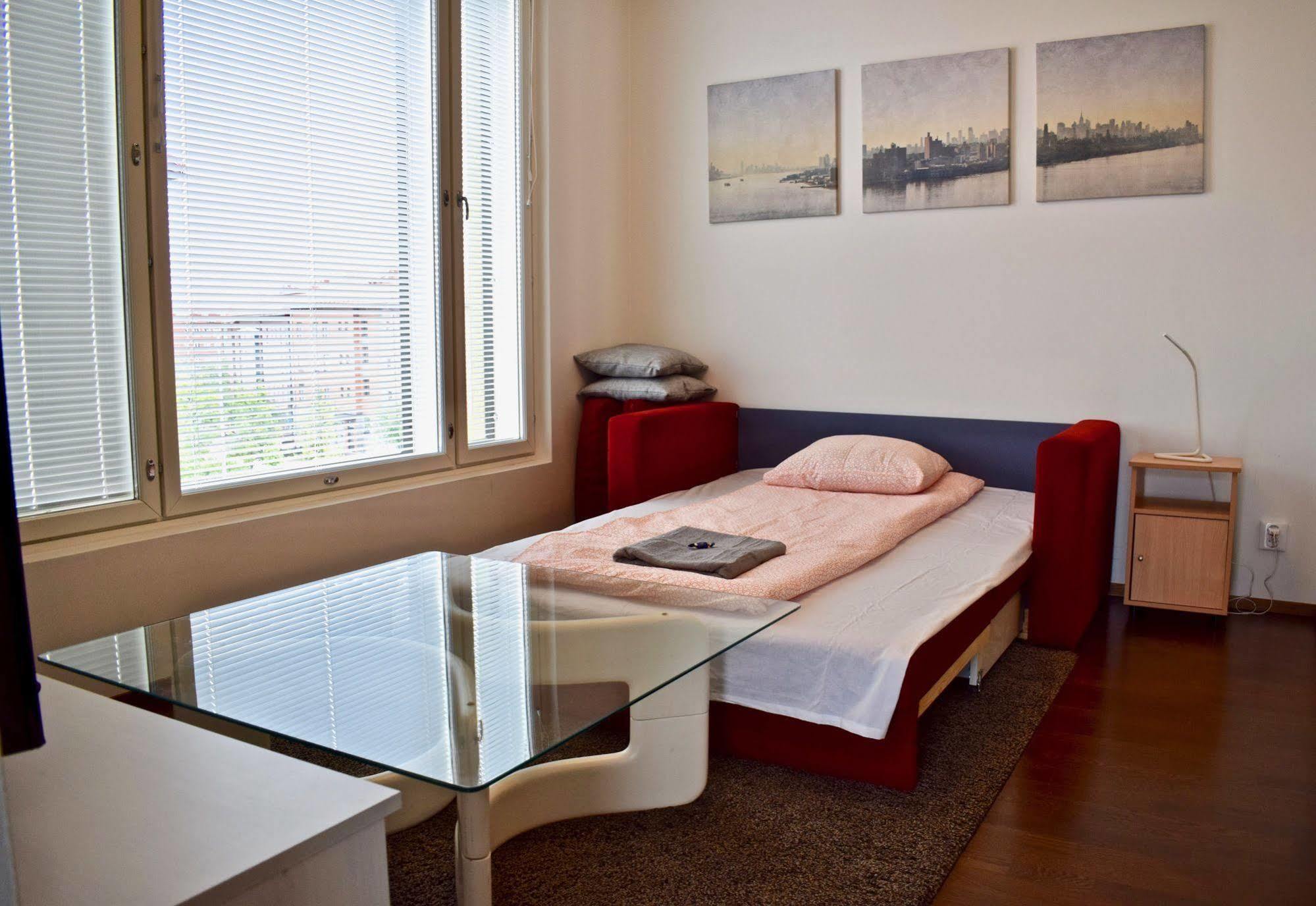 Avia Apartments Vantaa Buitenkant foto
