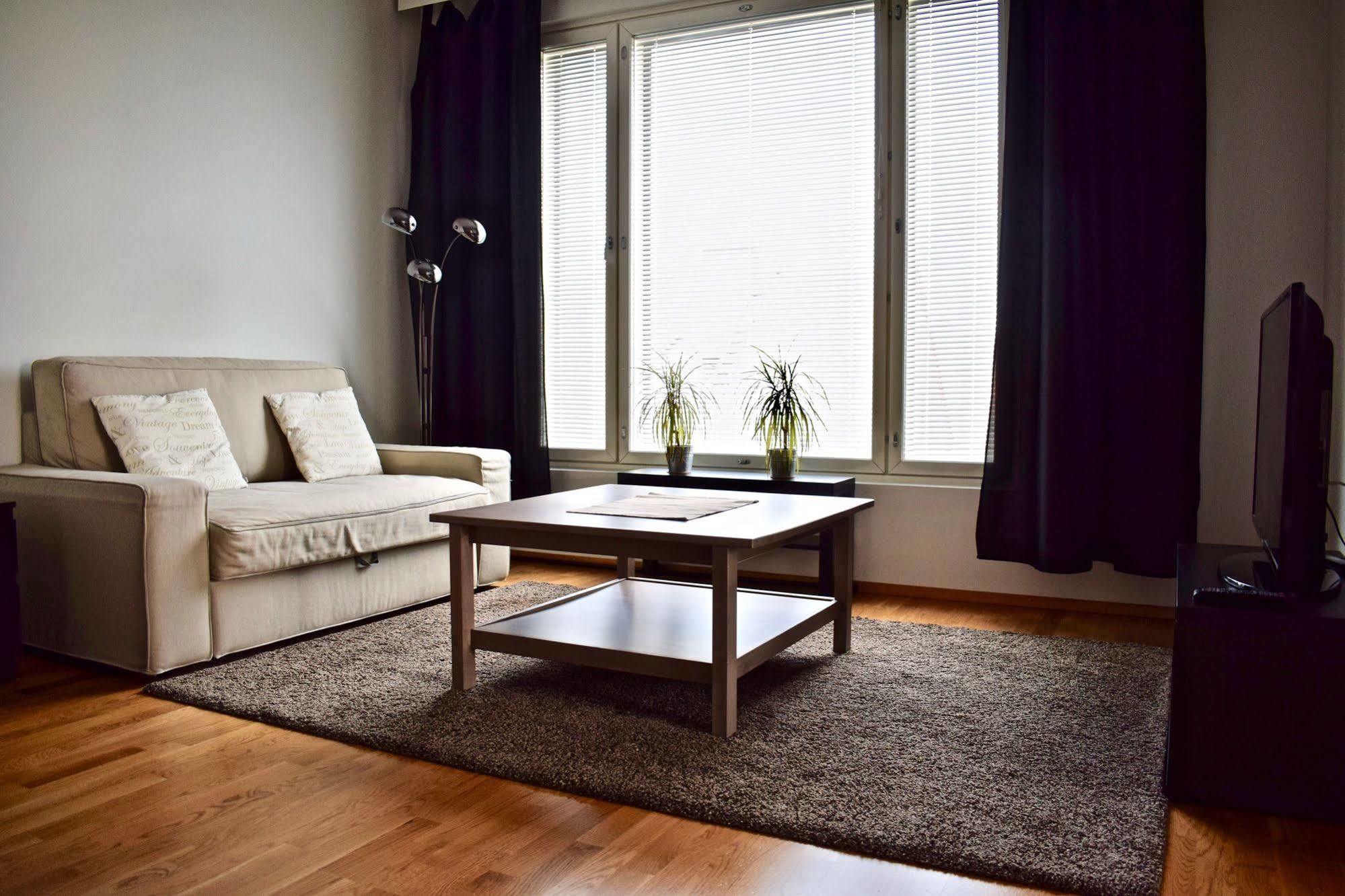 Avia Apartments Vantaa Buitenkant foto